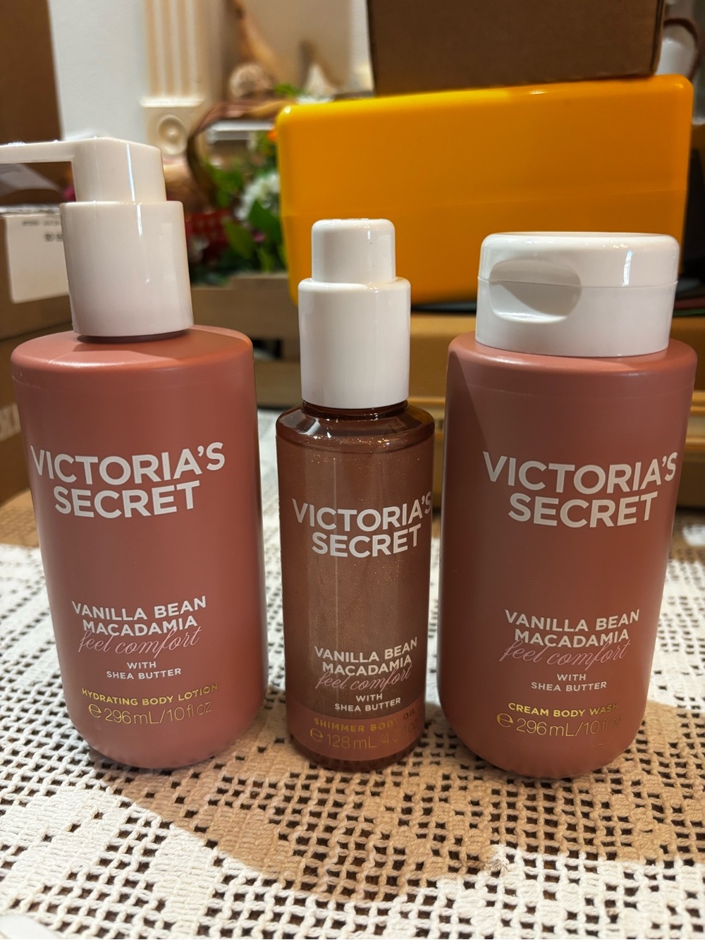 (Inventory 67) Victoria’s Secret Vanilla Beam Macadamia
